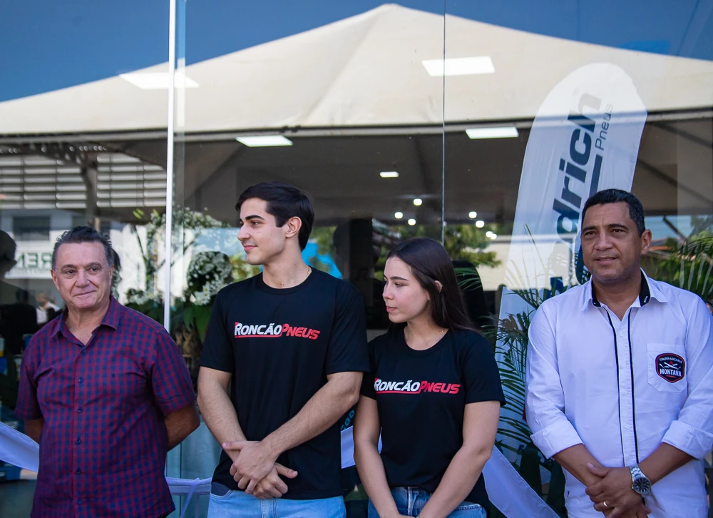 Roncão Pneus — unidade concluída